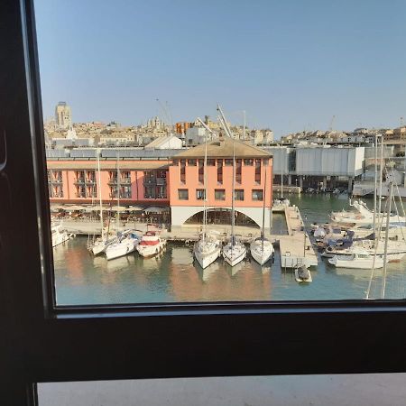 Bilocale Vista Mare Con Terrazzo-Porto Antico- Parcheggio Scontato Apartment Genoa Exterior photo